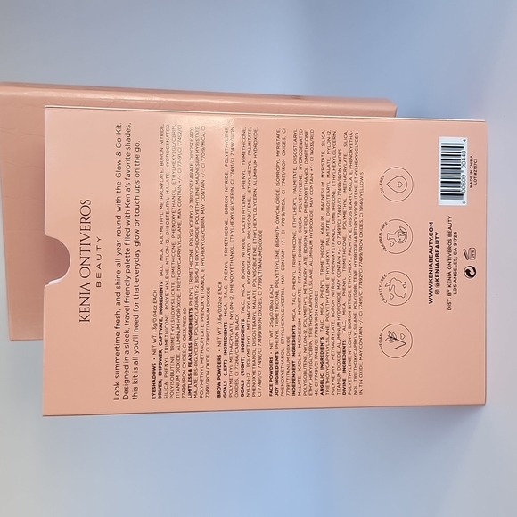 Kenia Ontiveros Beauty Glow and Go Kit - Picture 10 of 11